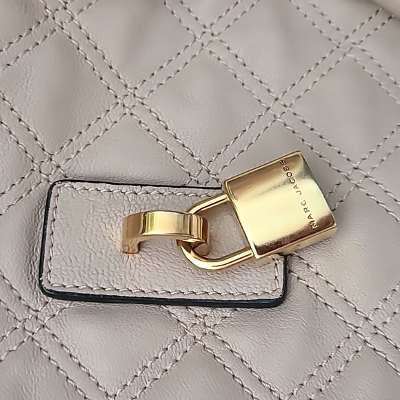 Marc Jacobs Quilted Bag - Picture 4 of 16